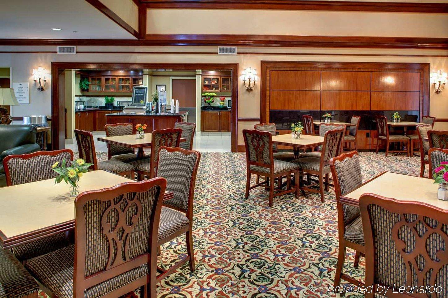 โฮมวูด สวีท บาย ฮิลตัน ริชมอนด์ แอร์พอร์ต Hotel แซนด์สตัน ภายนอก รูปภาพ