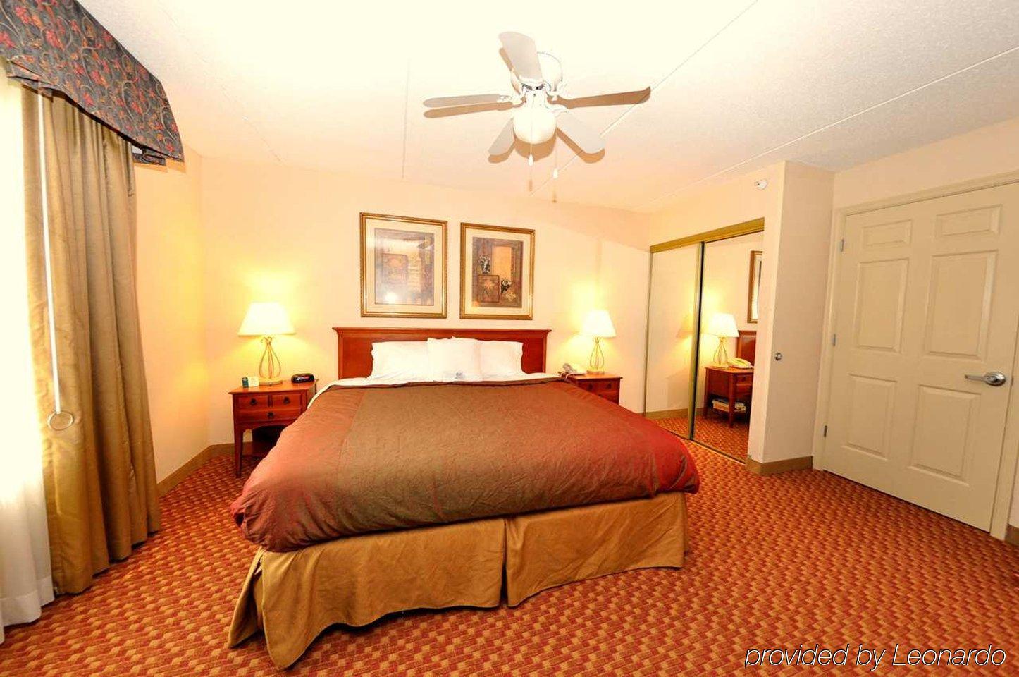 โฮมวูด สวีท บาย ฮิลตัน ริชมอนด์ แอร์พอร์ต Hotel แซนด์สตัน ห้อง รูปภาพ